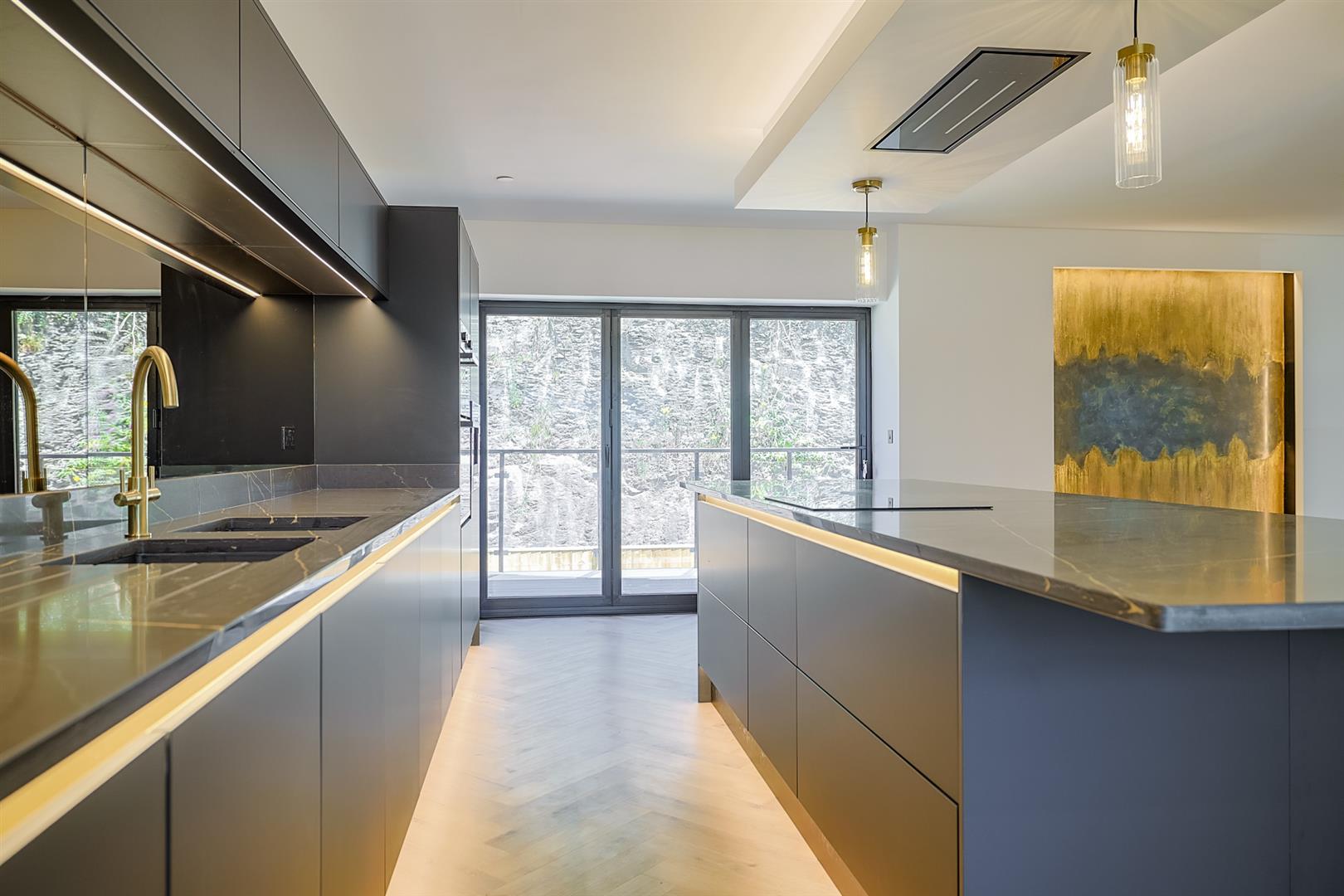 Heddfan, Croesyceiliog, Carmarthen, SA32 8DS